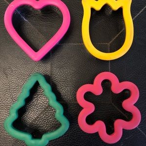 Set of (4) Cookie Cutters